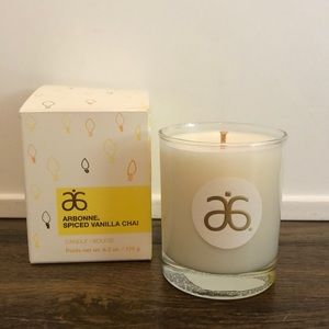 Arbonne Spiced Vanilla Chai 6.2oz candle
